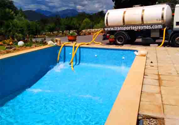 Llenado de piscina agua dulce zona Alcúdia.